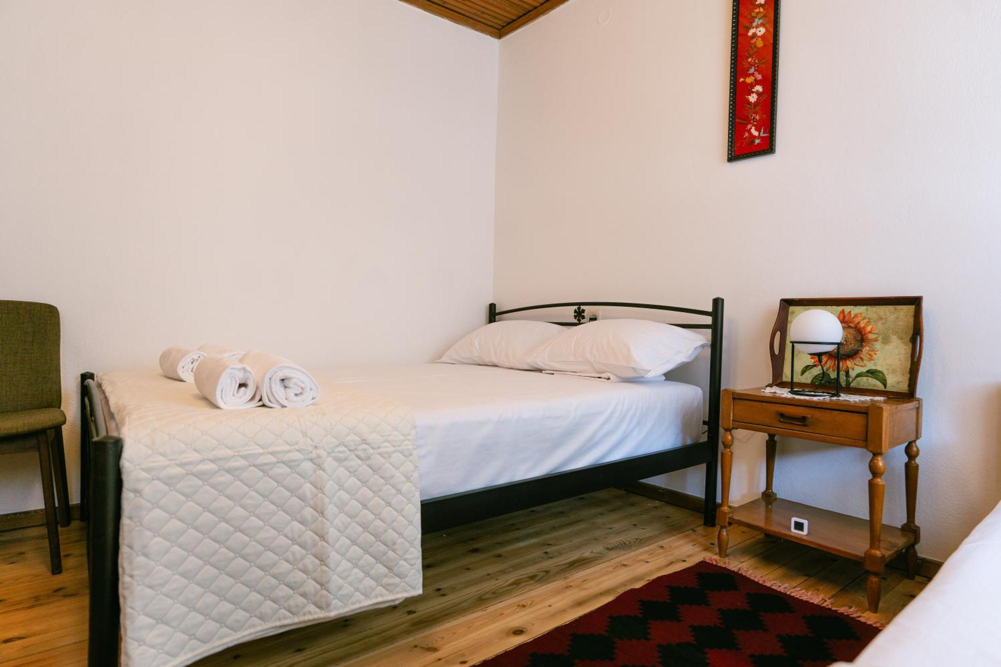 Petrichor Hotel Gjirokastër Exterior foto